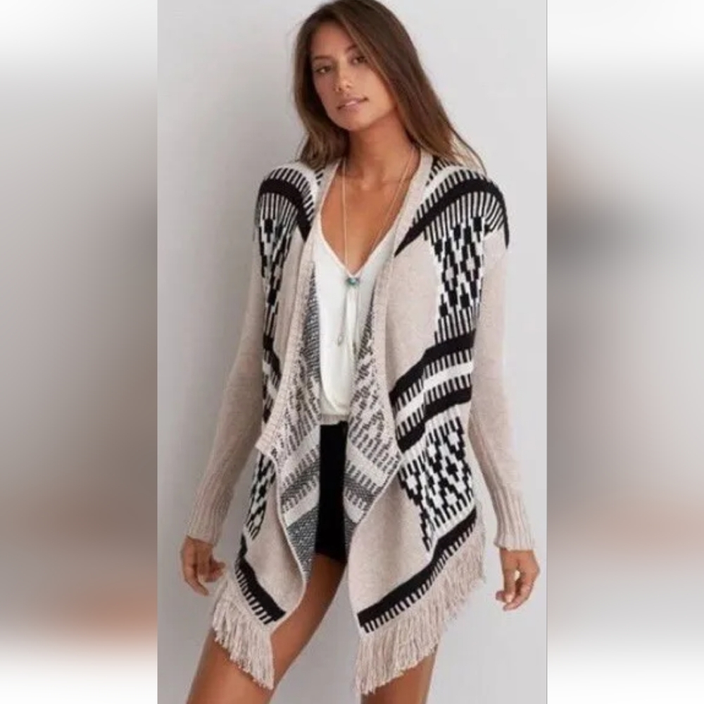 AMERICAN EAGLE Fringe-Trim Cardigan Sweater Size XS